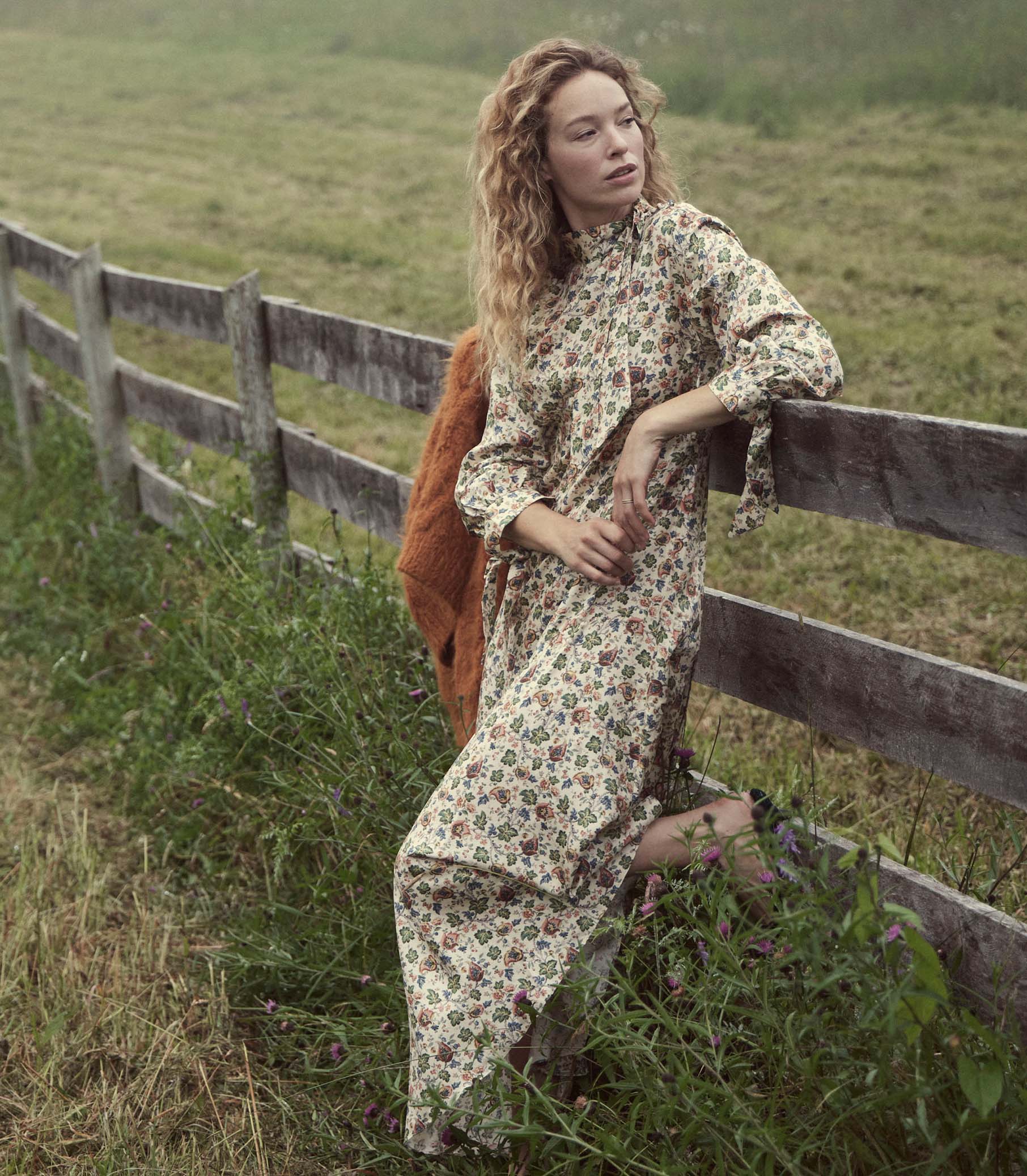 ALDA DRESS -- IVORY MULBERRY VINE FLORAL