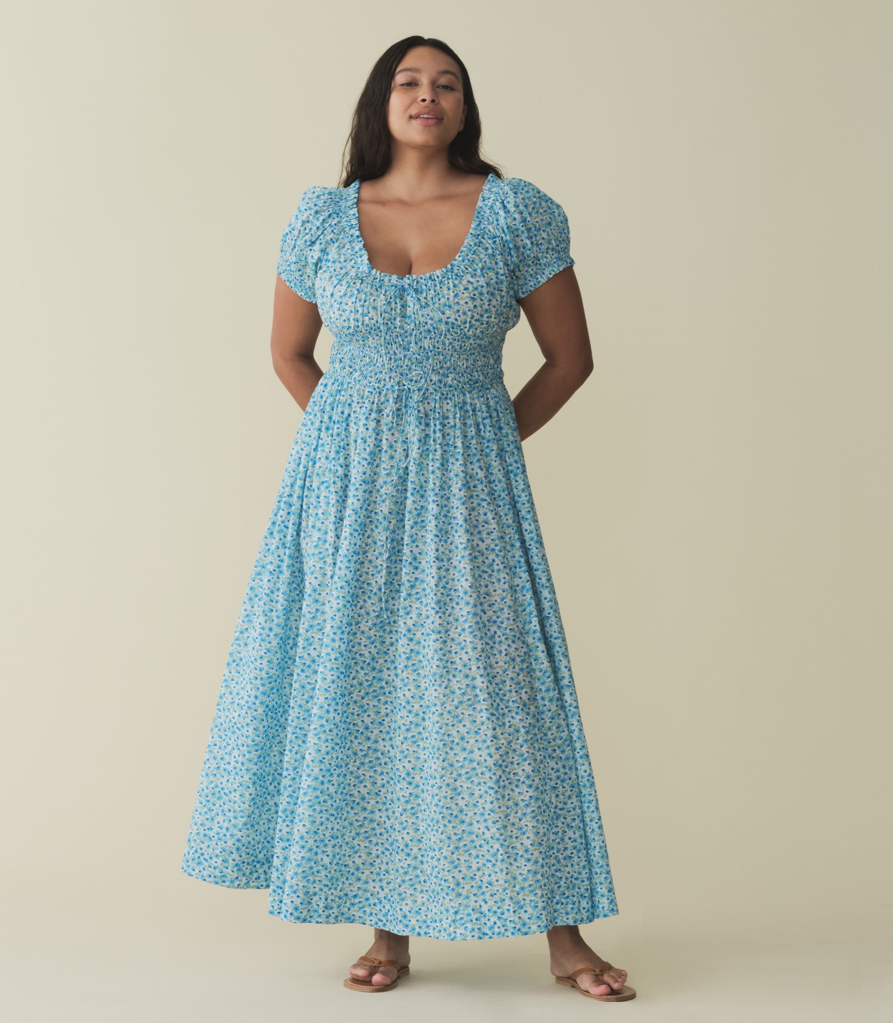 ASHLYNN DRESS -- BLEU DAISY FIELDS