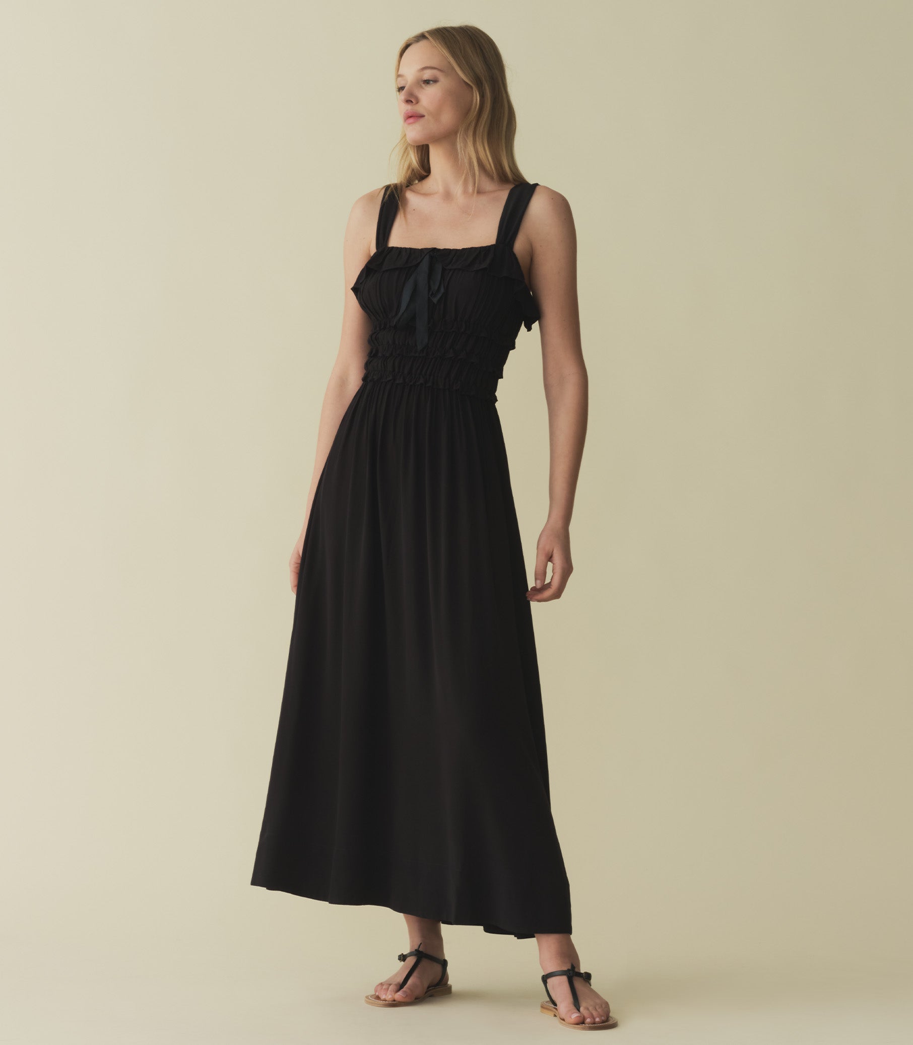 CAROLYNN DRESS -- BLACK