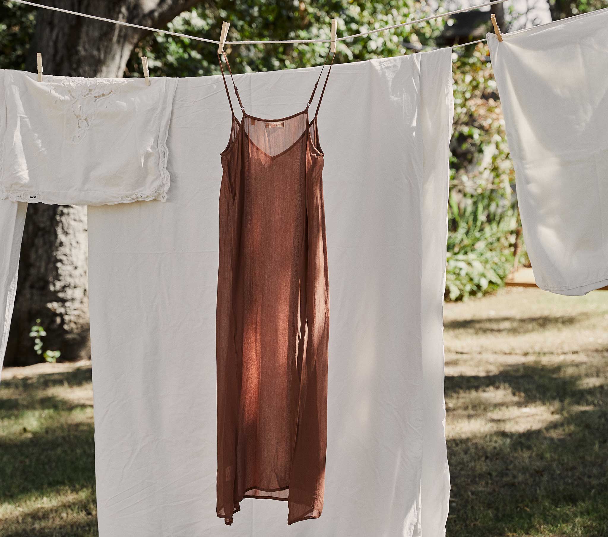 LONG DEEP V-NECK SLIP -- CAROB