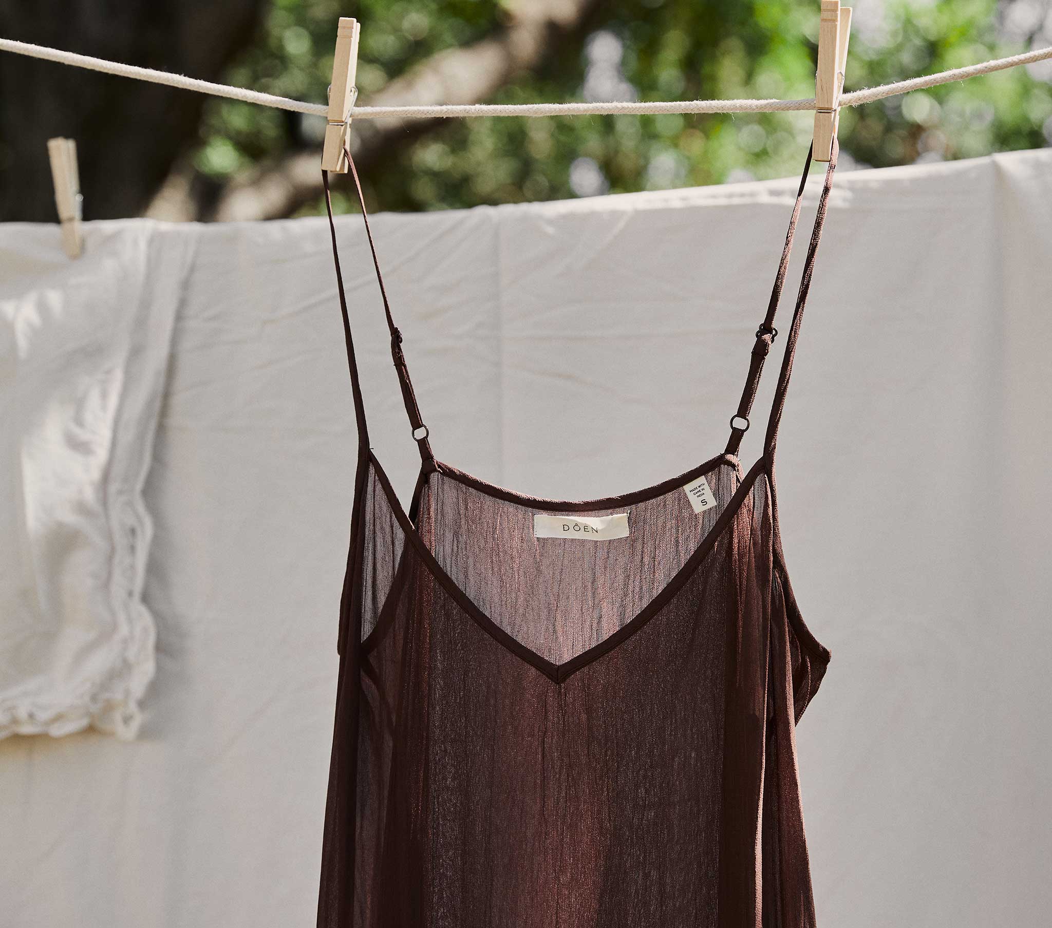 LONG DEEP V-NECK SLIP -- UMBER