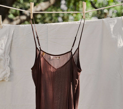 LONG DEEP V-NECK SLIP -- UMBER