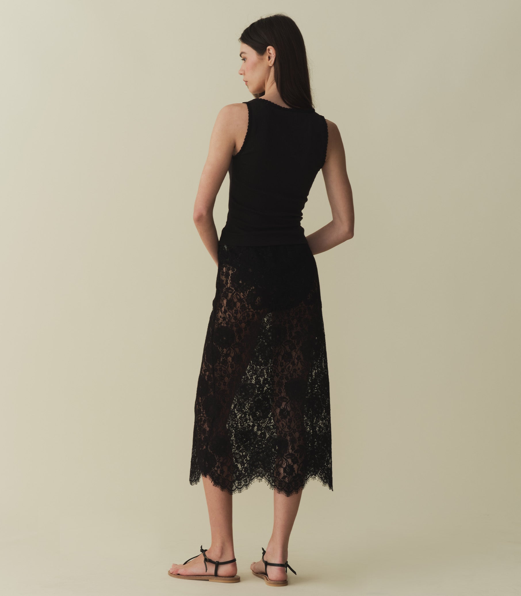 NANDI SKIRT -- BLACK